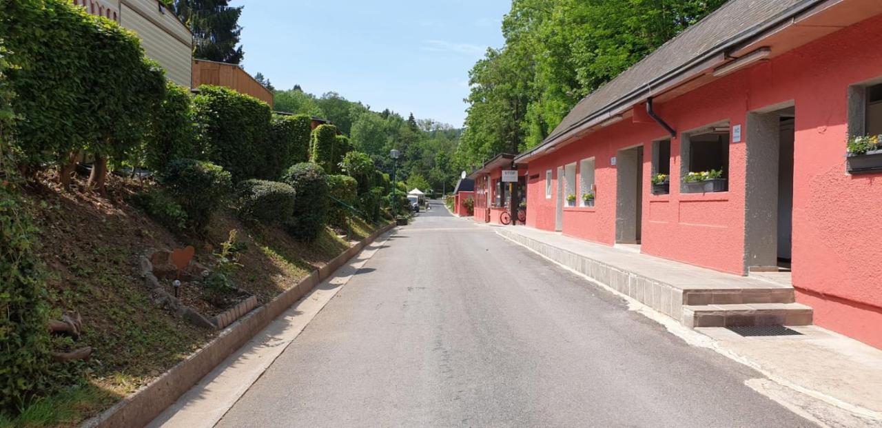 Camping Officiel Wollefsschlucht Echternach Exterior foto